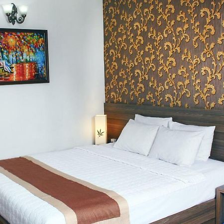 Rosa Centre Hotel Ho Chi Minh City Exterior photo