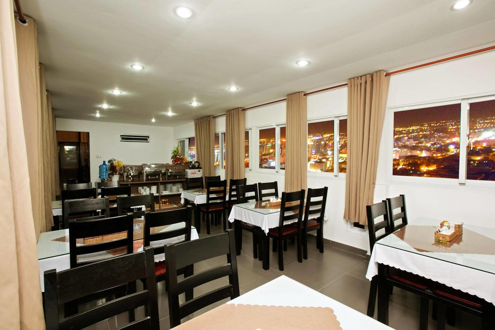 Rosa Centre Hotel Ho Chi Minh City Exterior photo